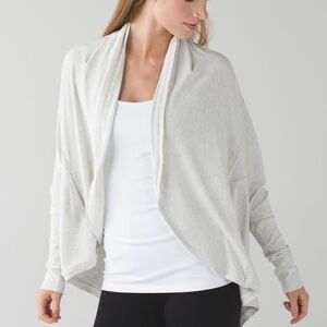 Lululemon To & Flow Wrap